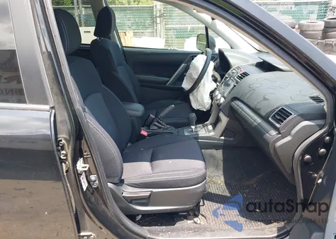 2017 Subaru Forester 2.5I Premium из США, поврежденный, VIN JF2SJAEC3HH533571